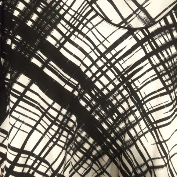 Simply be black and white abstract plaid dress - Picture 2 of 5